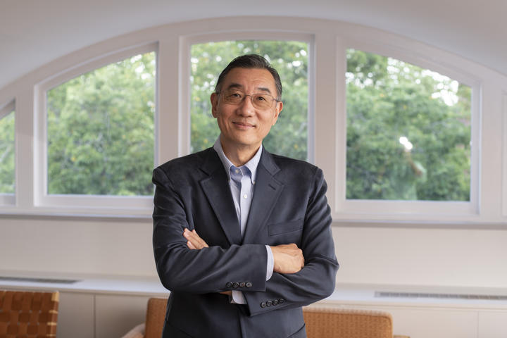 A picture of Dr. Yang